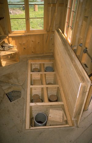 Die grosse Präparatekiste der Innerschweizer Präparategruppe. Die grosse Präparatekiste der Innerschweizer Präparategruppe.